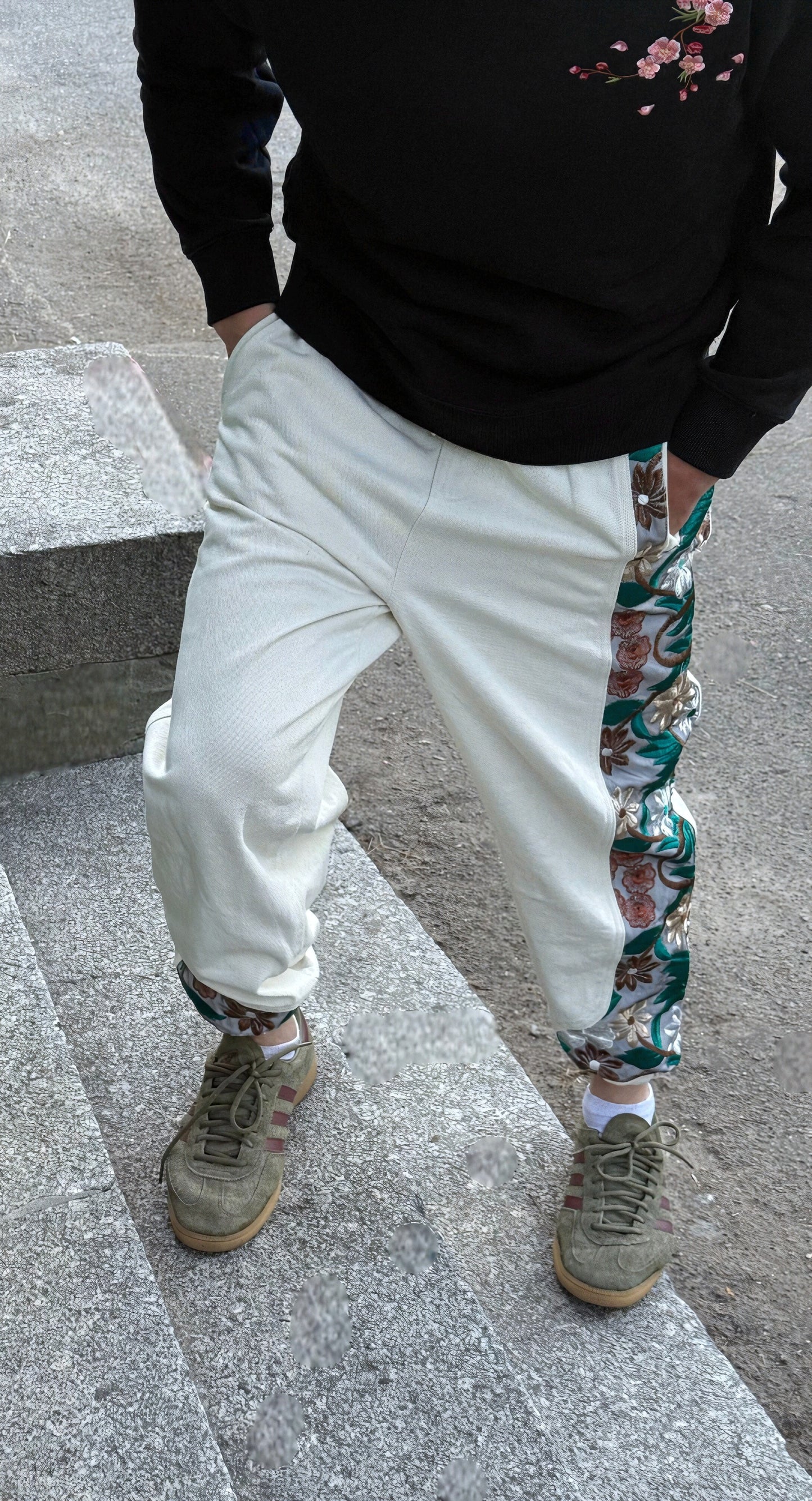 Embroidery - Trousers