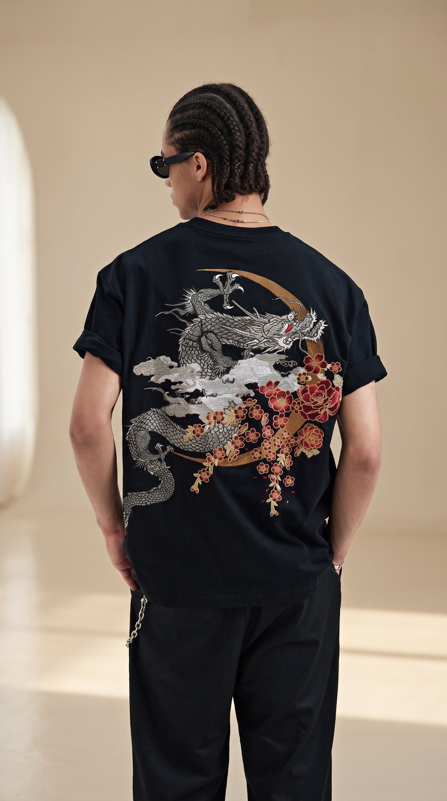 Embroidery - T-shirt "Watatsumi"