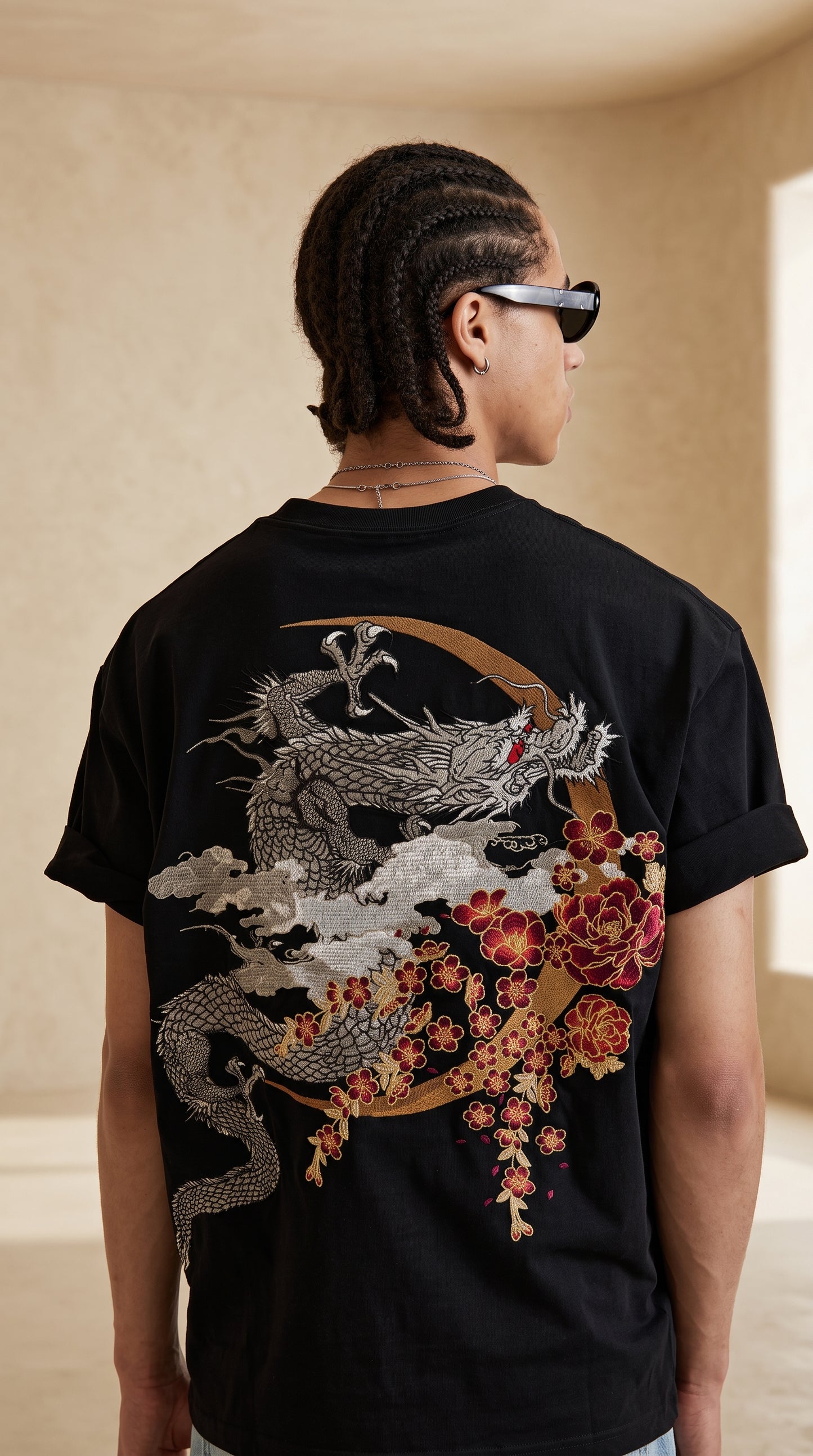 Embroidery - T-shirt "Watatsumi"